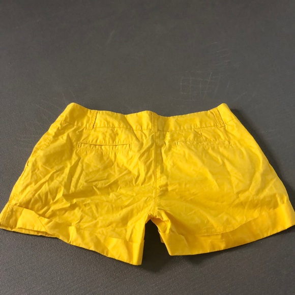 Yellow shorts - Picture 2 of 6